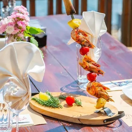 къща на брега на морето влас, Garden Of Eden Apartman *