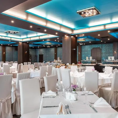 къща на брега на морето влас, Garden Of Eden Apartman Szveti Vlasz