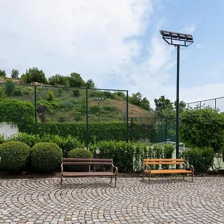 къща на брега на морето влас, Garden Of Eden Apartman Szveti Vlasz