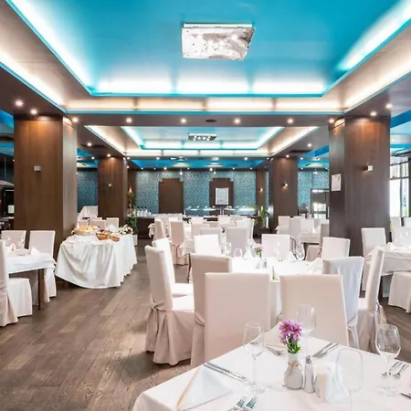 Apartman къща на брега на морето влас, Garden Of Eden