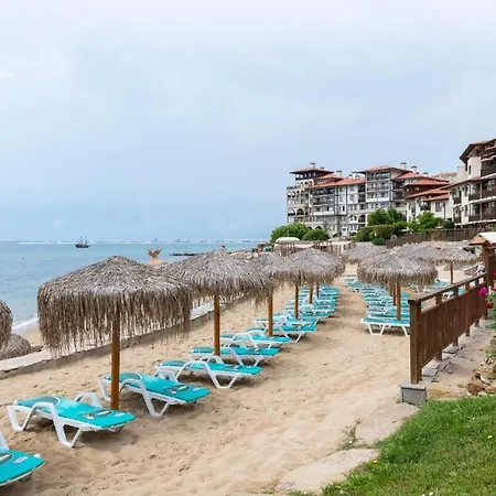 къща на брега на морето влас, Garden Of Eden Szveti Vlasz