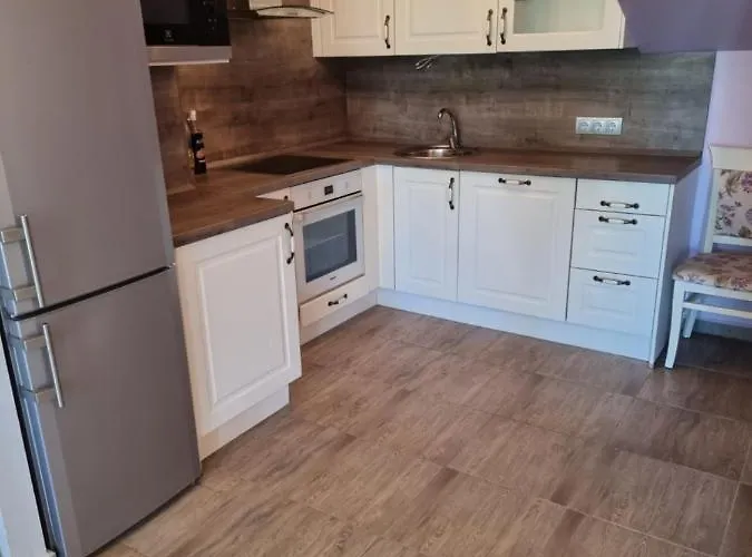 къща на брега на морето влас, Garden Of Eden * Święty Włas