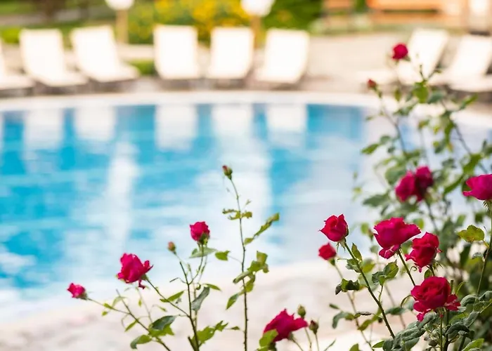 Apartament къща на брега на морето влас, Garden Of Eden Święty Włas