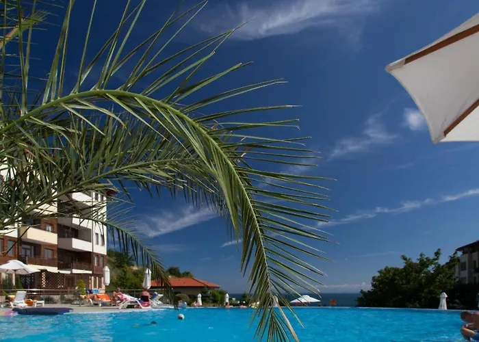 къща на брега на морето влас, Garden Of Eden Apartament Święty Włas